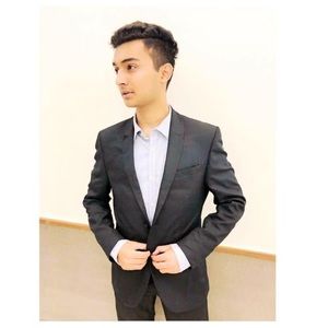 Meet your Posher, Atharva